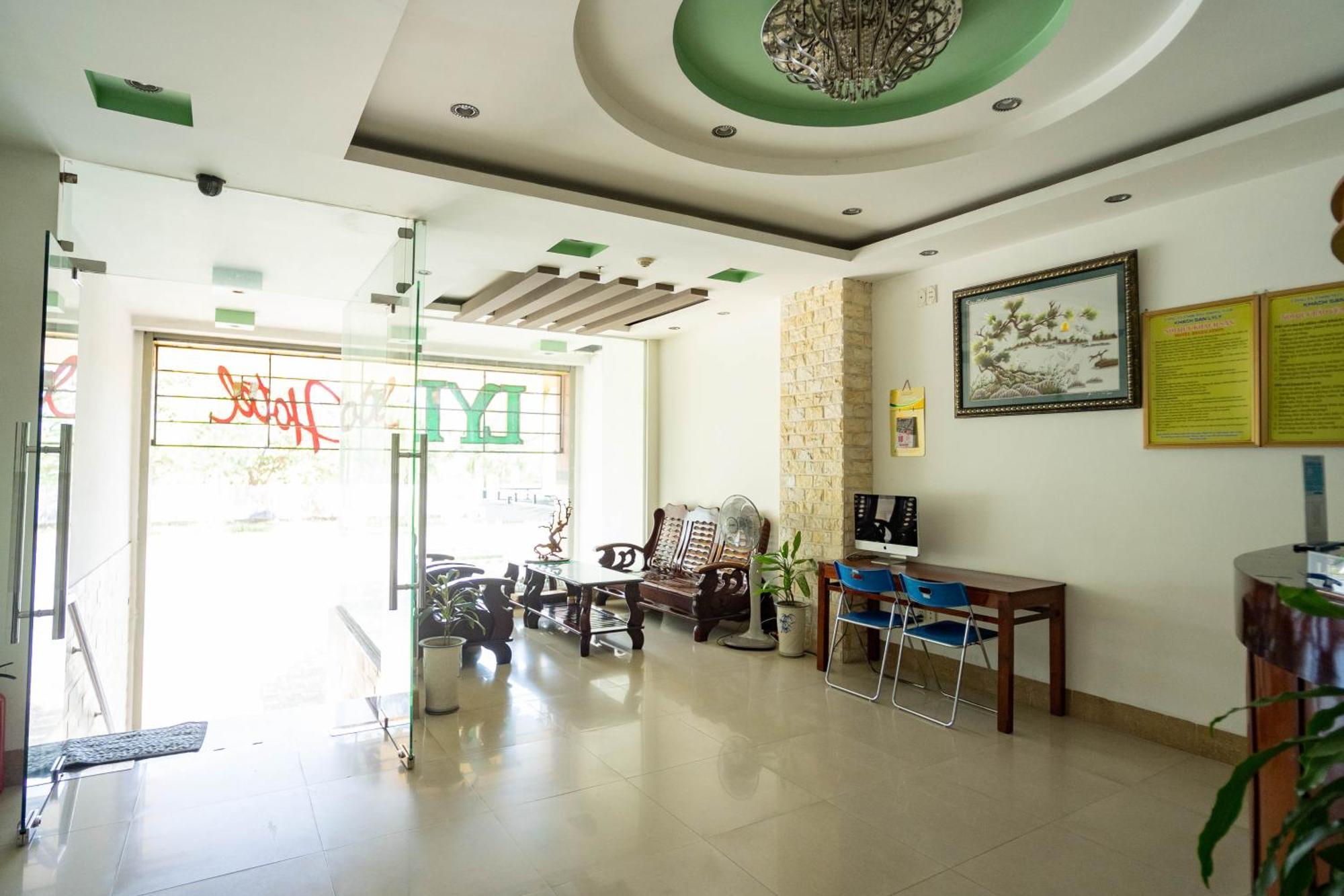 Hotel Lyly à Đà Nẵng Extérieur photo