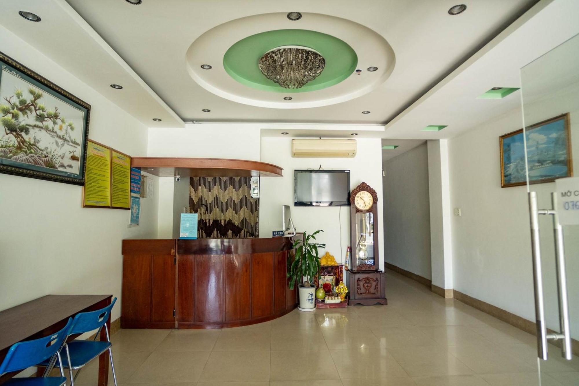 Hotel Lyly à Đà Nẵng Extérieur photo