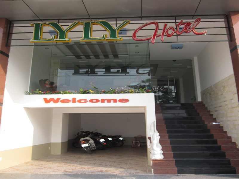 Hotel Lyly à Đà Nẵng Extérieur photo